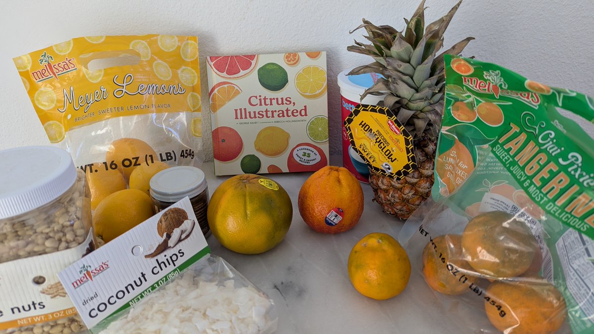 Foodfaye's tweet image. Four Citrus Ambrosia Salad that I made from Citrus, Illustrated: A Cookbook of 35 Sweet &amp;amp; Savory Recipes by George Geary after eating it for our delicious lunch 
@MelissasProduce.
Includes Ojai Pixie #Tangerines, Cocktail Grapefruit, Blood Oranges &amp;amp; Meyer Lemons
Delicious!