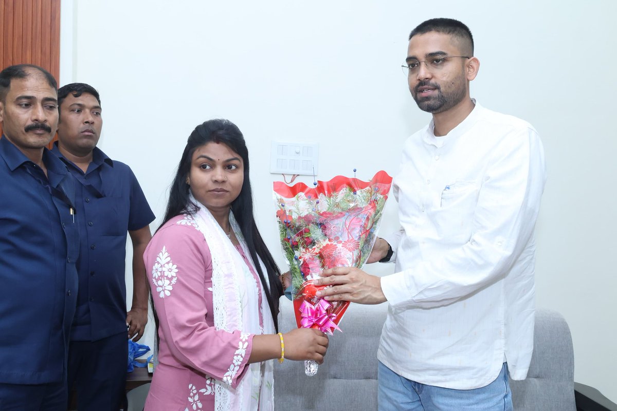 Deepak Prakash tweet media