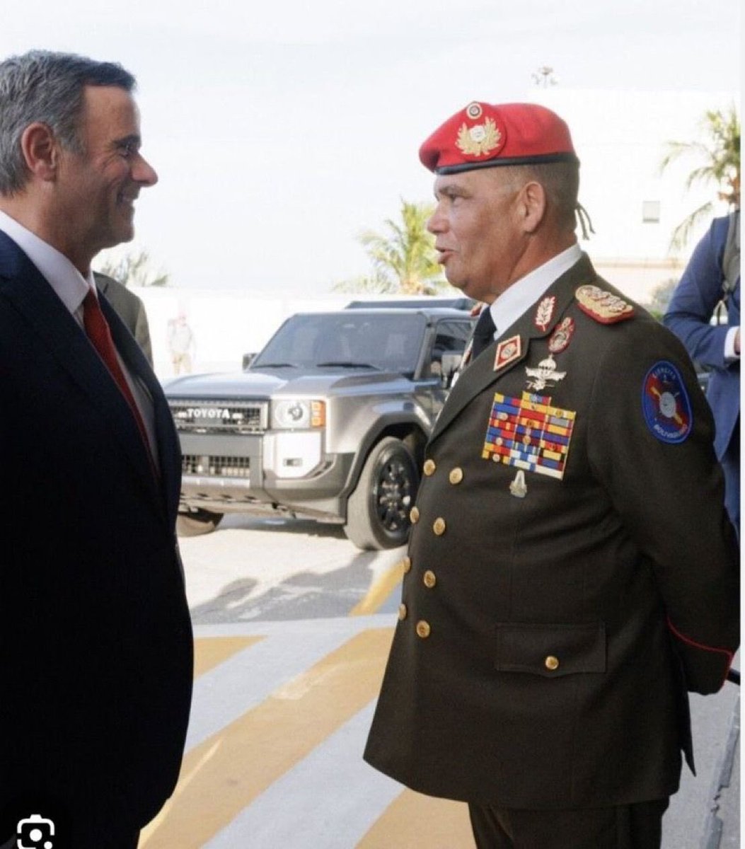 HevercastroB tweet media