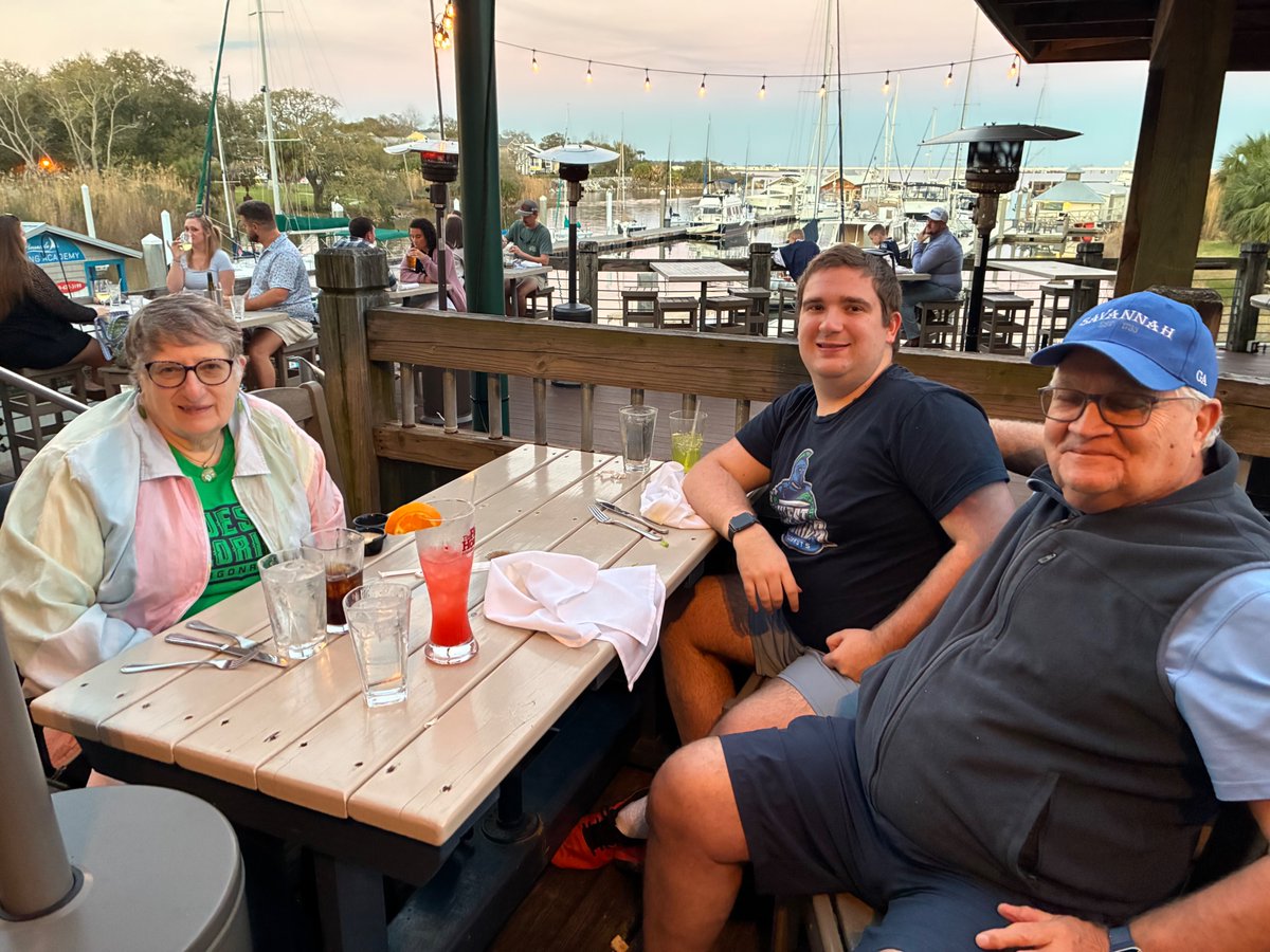 Randy Overbeck tweet media