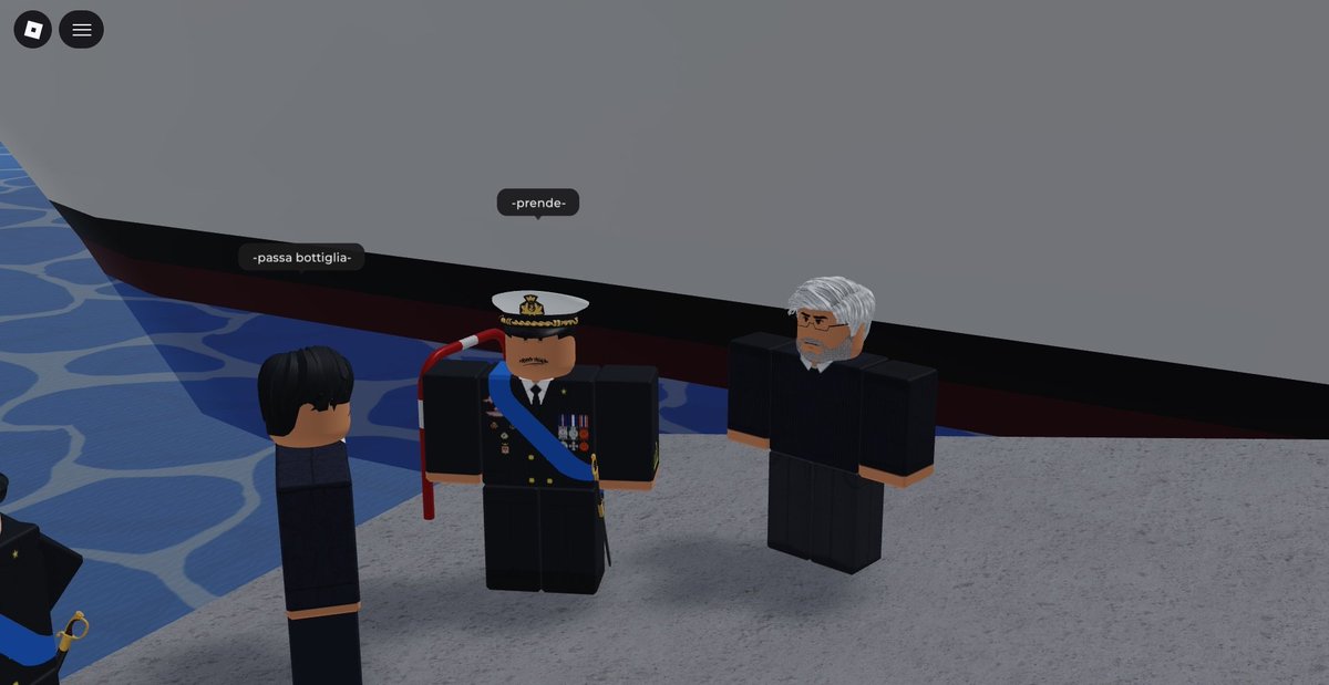 MM_NaplesRBLX's tweet photo. Inaugurazione della nuova nave ammiraglia della Marina Militare ⚓️🇮🇹 https://t.co/iD7vLpk4oY