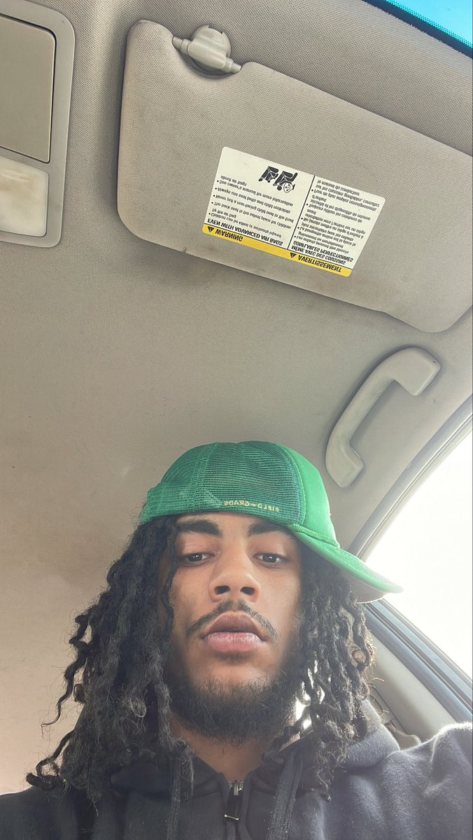 halfwaycracker's tweet photo. Finna Stop Smoking🙂���↔️ https://t.co/lDyb3s5sqs