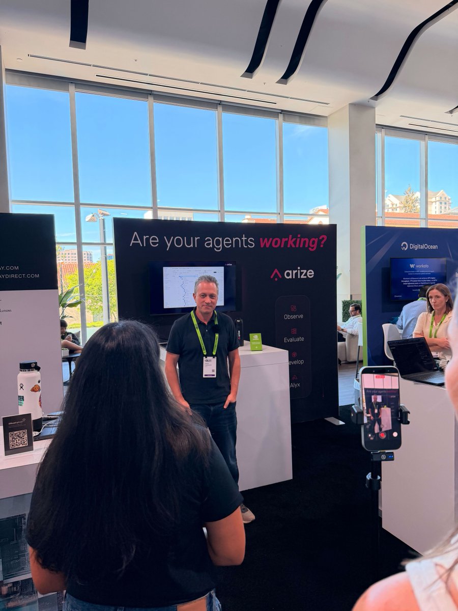 Arize AI tweet media