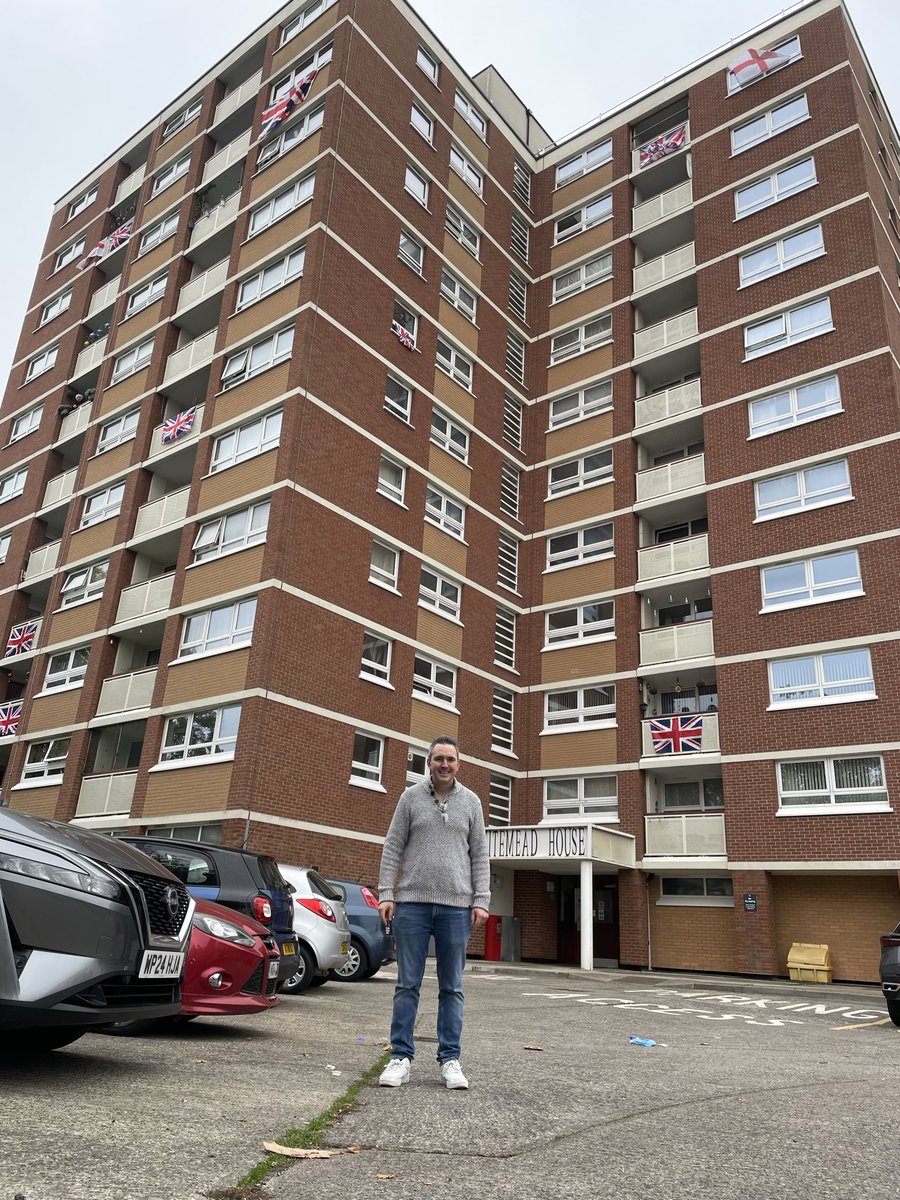 OnlyFoolsandHorsesPodcast tweet media