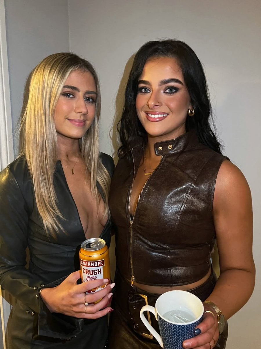 Leather Babes tweet media