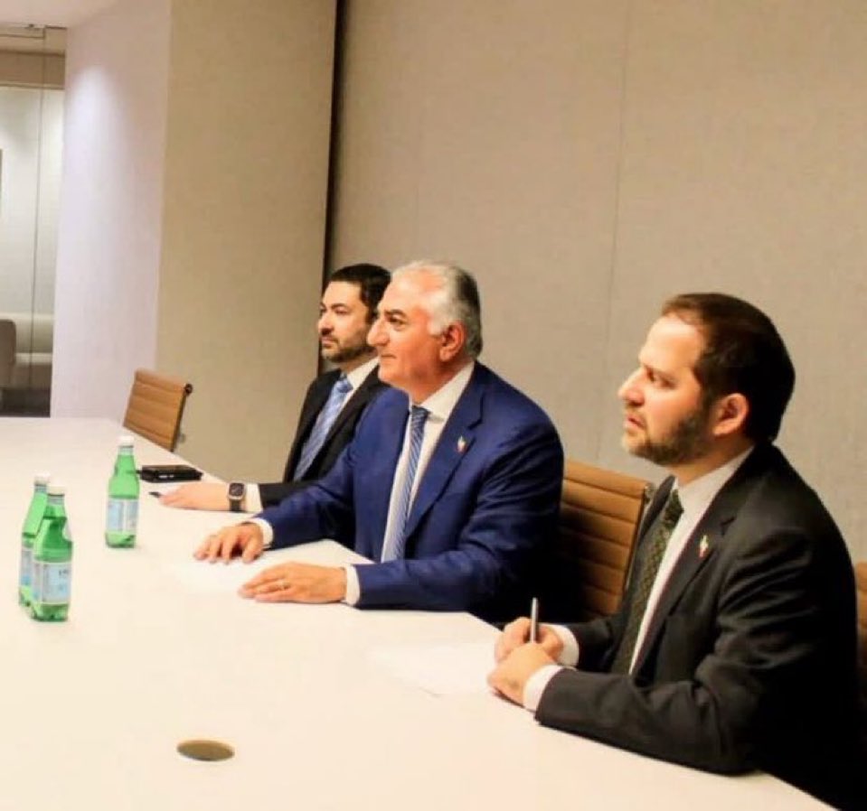 (کسریٰ) Kasra tweet media