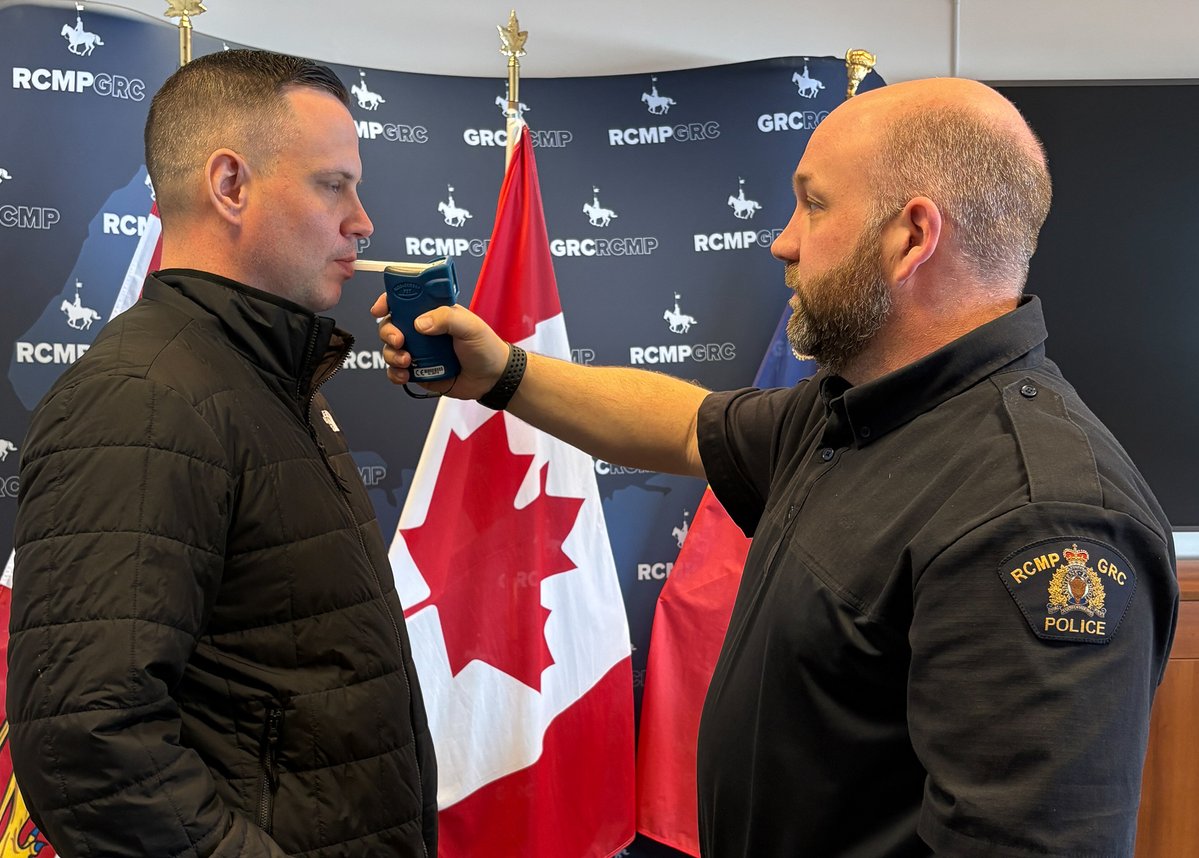 RCMP P.E.I. tweet media