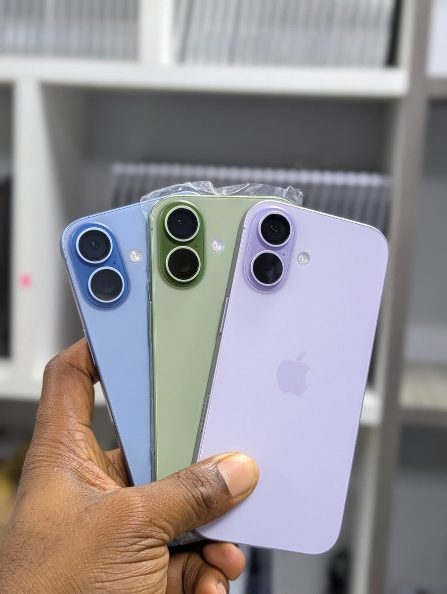 Geekglobaltech's tweet photo. Best Deals🔥
🇺🇸US Premium 
 iPhone 17 256GB Available ! 
NB: eSIM Only | Factory Unlocked✅
• Active (Battery Health 100%)

Price Now: ₦1,190,000 Only

To Place Order &amp; Delivery ⤵
DM/Call/Whatsapp +2348132727945

Kindly Repost❤️

#GeekTech https://t.co/loIpQ5EP2C
