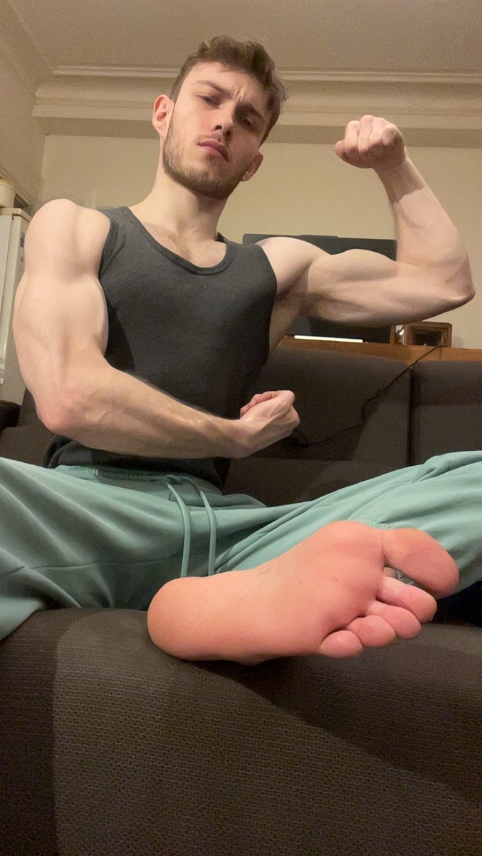 maitreKhal36 tweet media