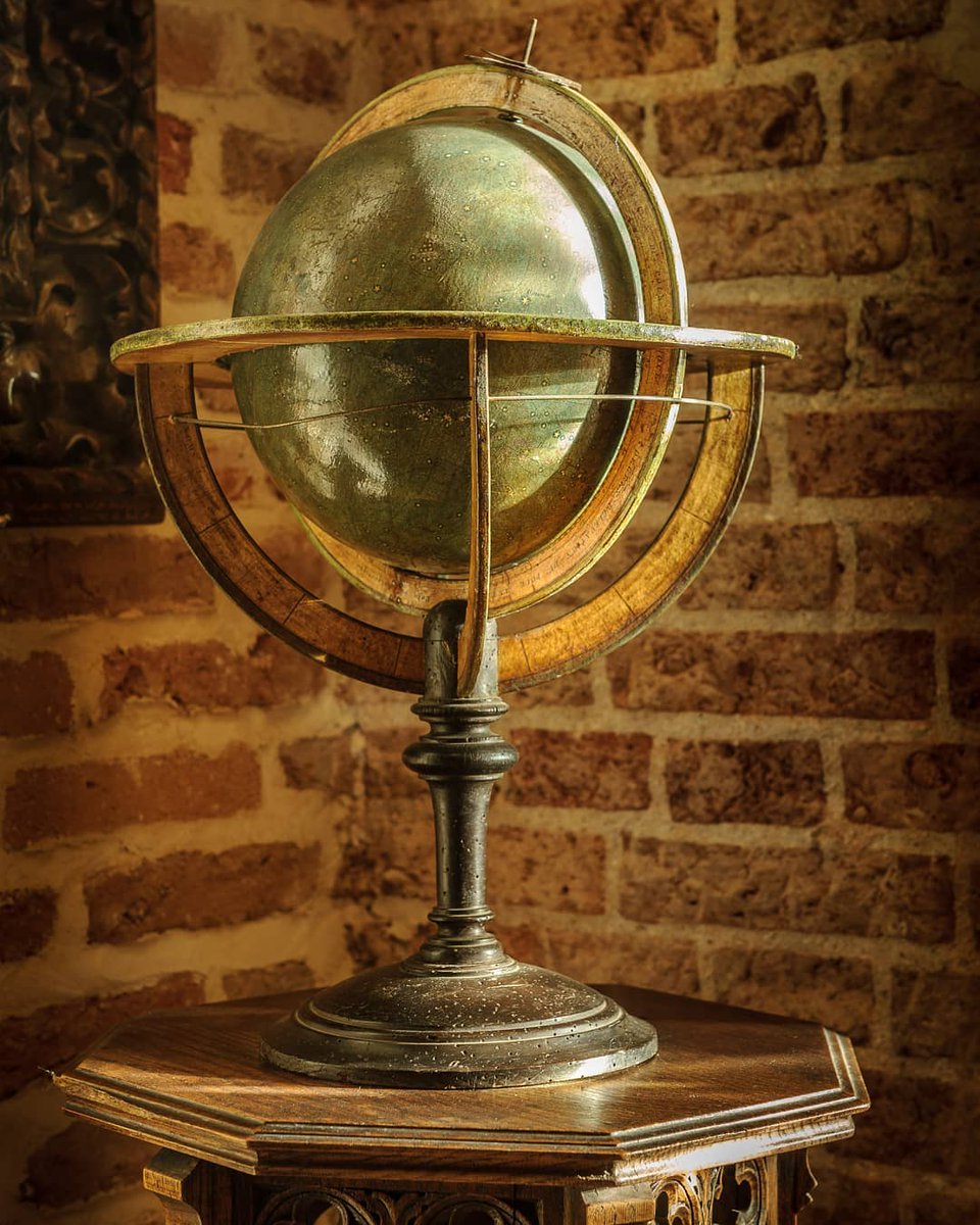 Château du Clos Lucé tweet media