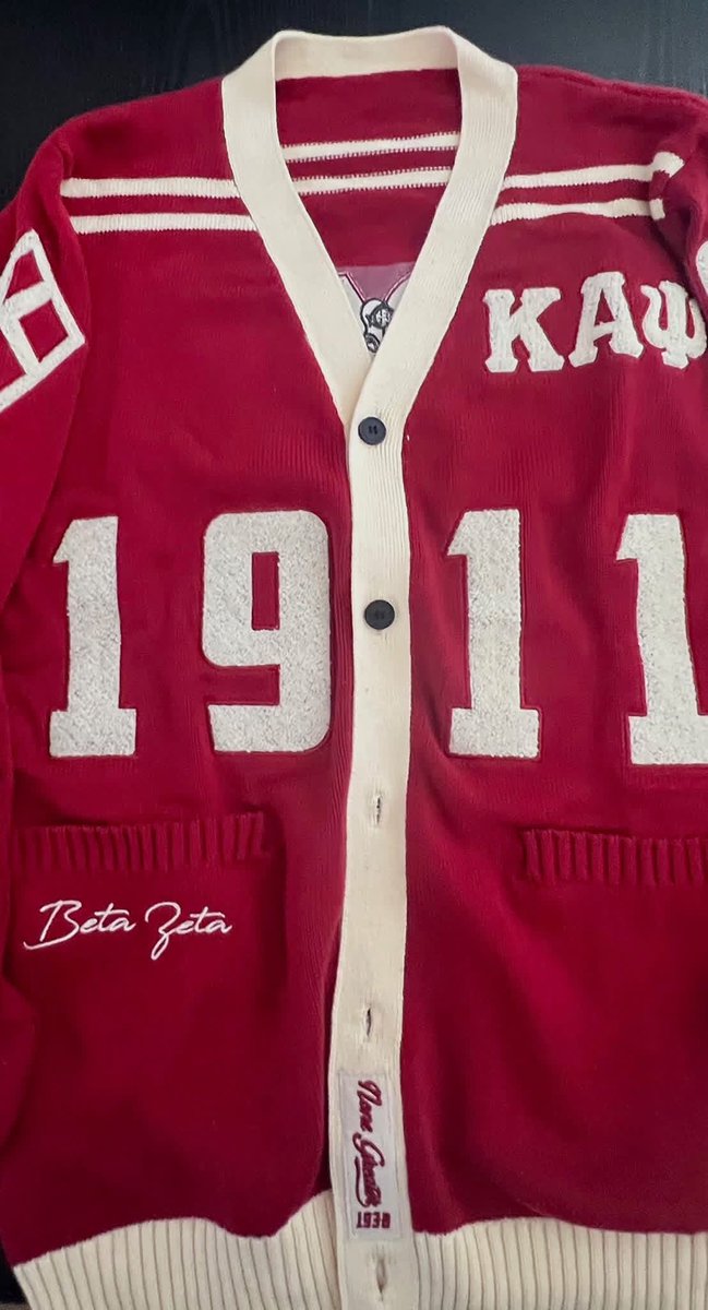theyard_apparel's tweet image. The “BETA ZETA” Kappa Alpha Psi Cardigan!

To pre order, click link below:

paypal.com/ncp/payment/KC…

#myasu #swarmas1