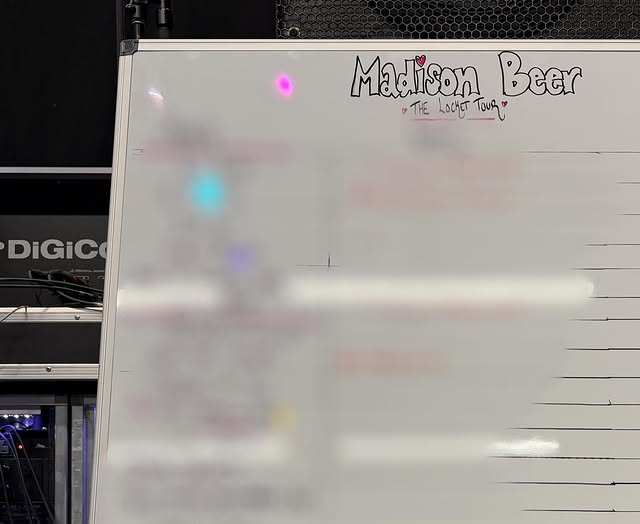 Madison Beer Argentina tweet media