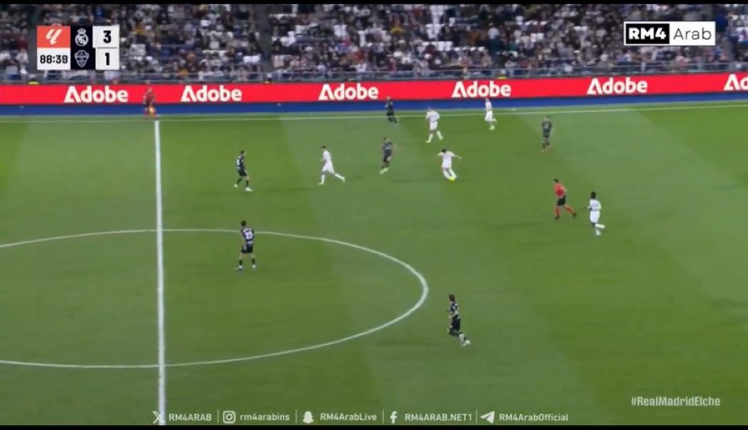 Twilight tweet media