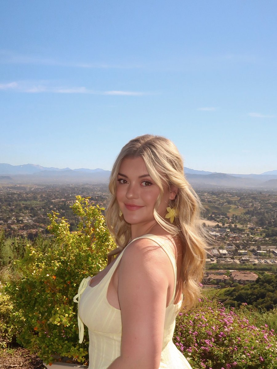 sluttsimp tweet media