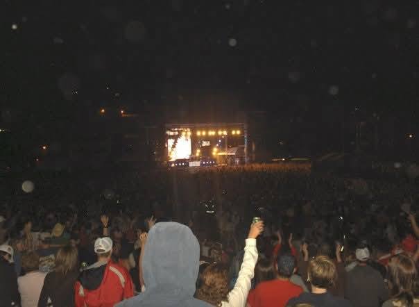 Country 103.5 tweet media