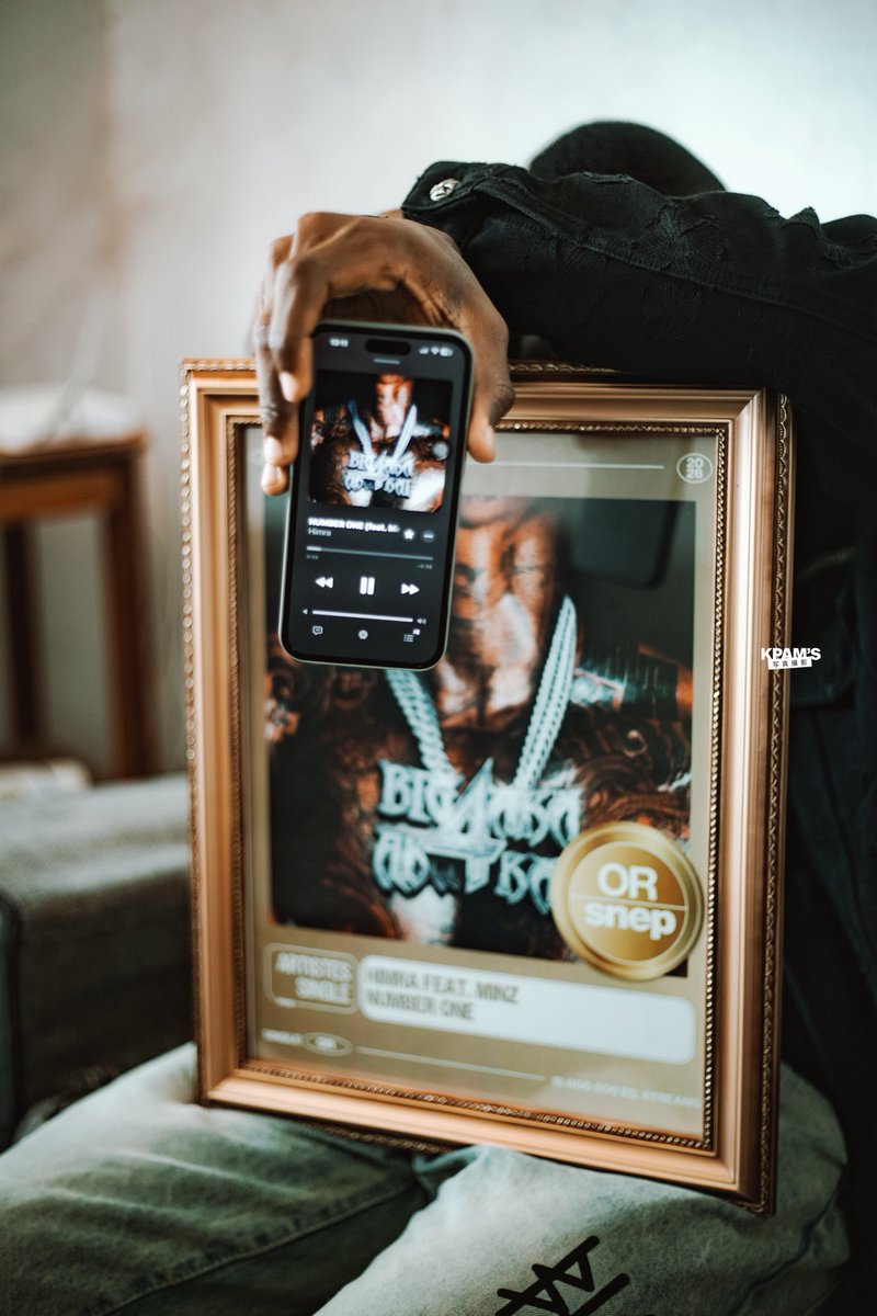 yvhanness1296's tweet photo. Bonsoir mon artiste @HimraOfficiel , la photo en couleur ça sort pour la cover du single SNEP que tu as enregistré hyn ! Au cas où ça doit sortir en en dehors de l’album ❤️‍🔥⚔️ https://t.co/6HrF2zOqtf
