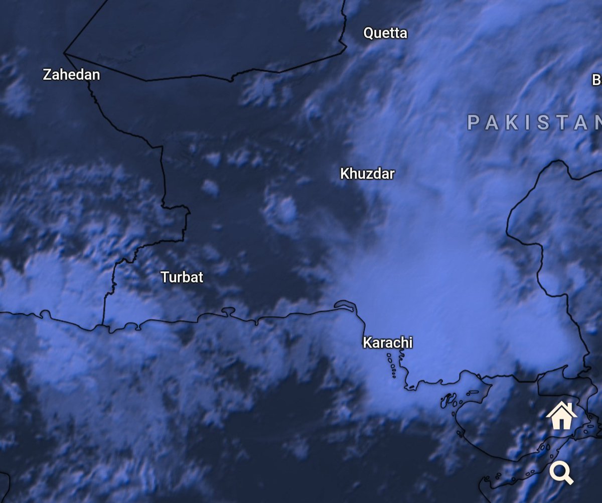 weatherwalay's tweet image. 🚨 #Karachi received a rare iconic spring #thunderstorm that brought 60-90km/hr winds with heavy rain across the city. Storm has moved towards thatta now however intermittent showers can last 3-5 hours. More thunderstorms are affected in the city during the next 24 hours.