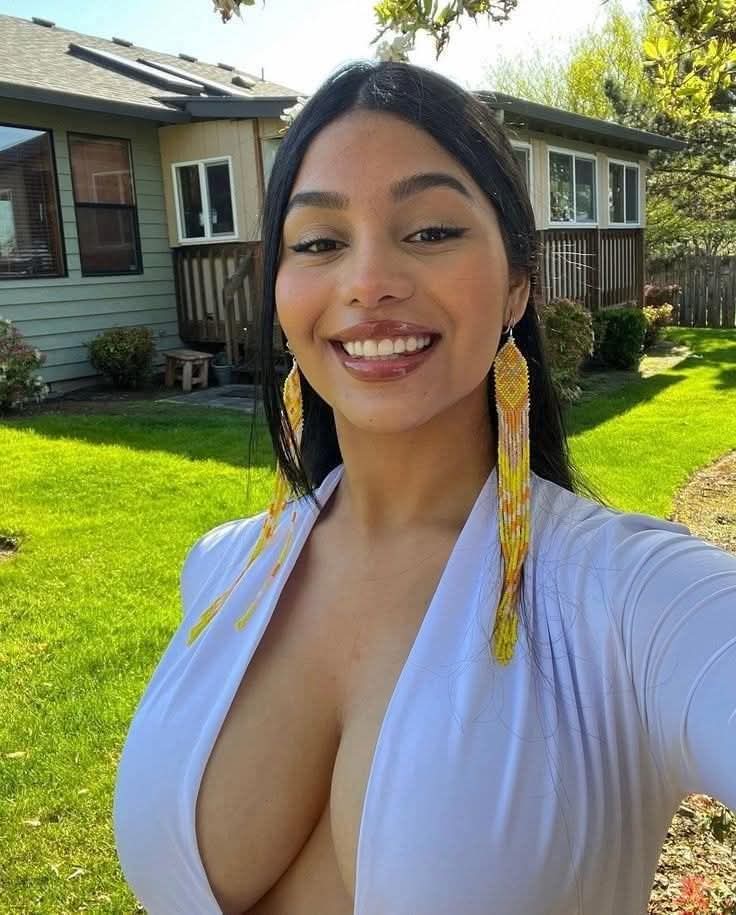 Native American Women tweet media