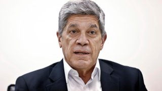 Carlos Fernández de Cossío, viceministro del Ministerio de Relaciones Exteriores de Cuba, denunció hoy que el gobierno de Estados Unidos se atropella a sí mismo tratando de fabricar pretextos para justificar la guerra económica despiadada contra Cuba.
#BMCGuineaBissau