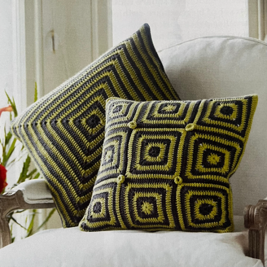 Diana D Designs tweet media