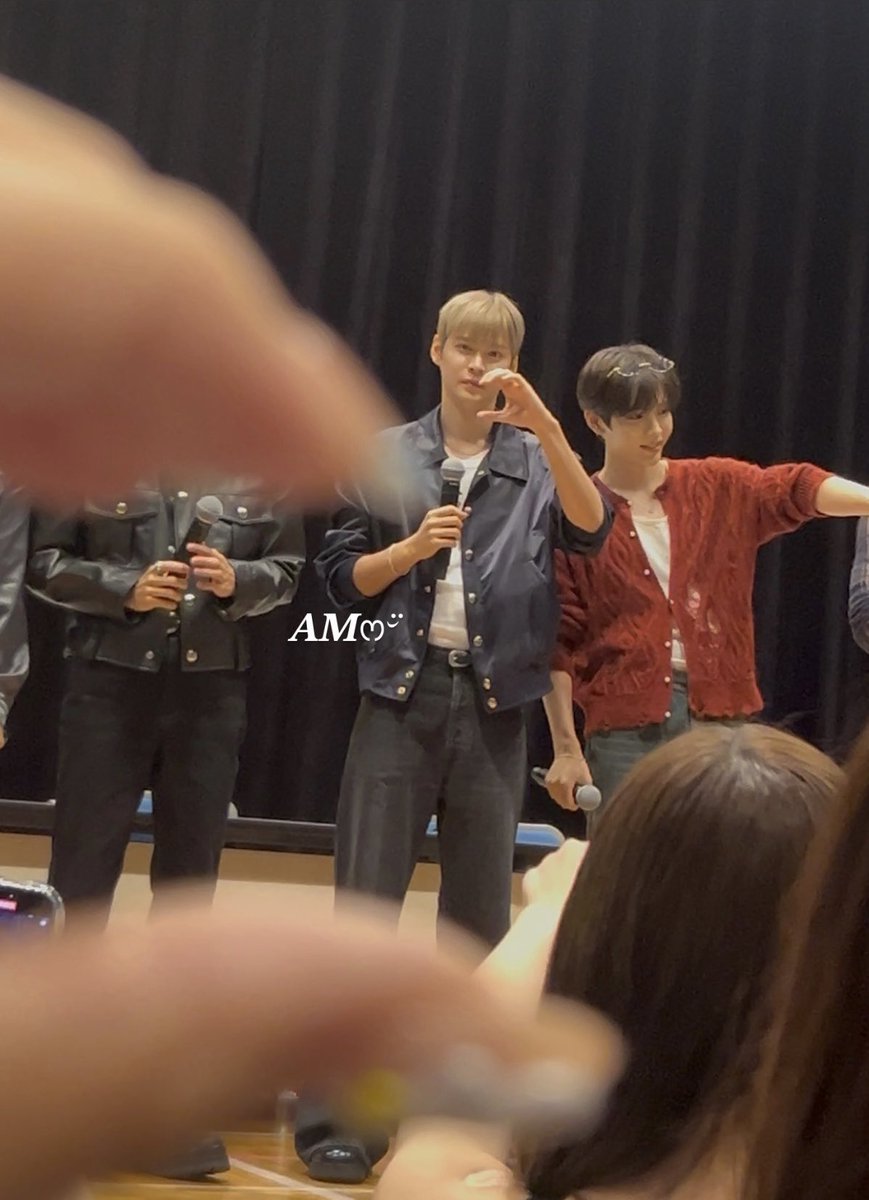 𝑨𝑴ෆ¨̮ tweet media