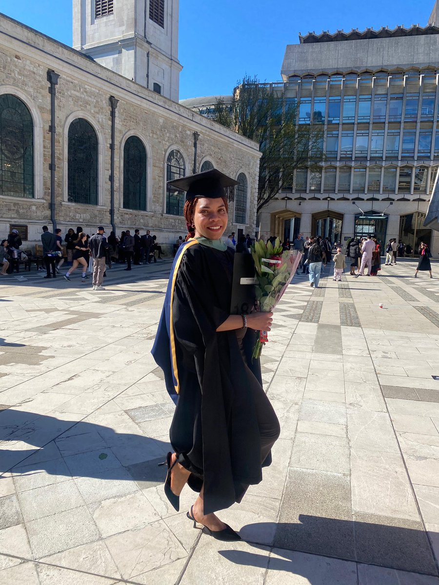 aniesuaessiettjnr@gmail.com tweet media