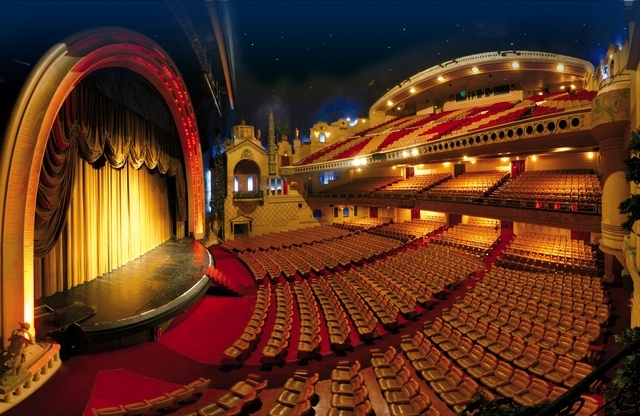 satellifax's tweet image. Grand Rex : le cinéma parisien opère sa mue en misant sur l'événementiel et sur les créateurs de contenu

➡️ satellifacts.com/news/actualite…

#cinéma #creatoreconomy #événement #LeGrandRex @LeGrandRex