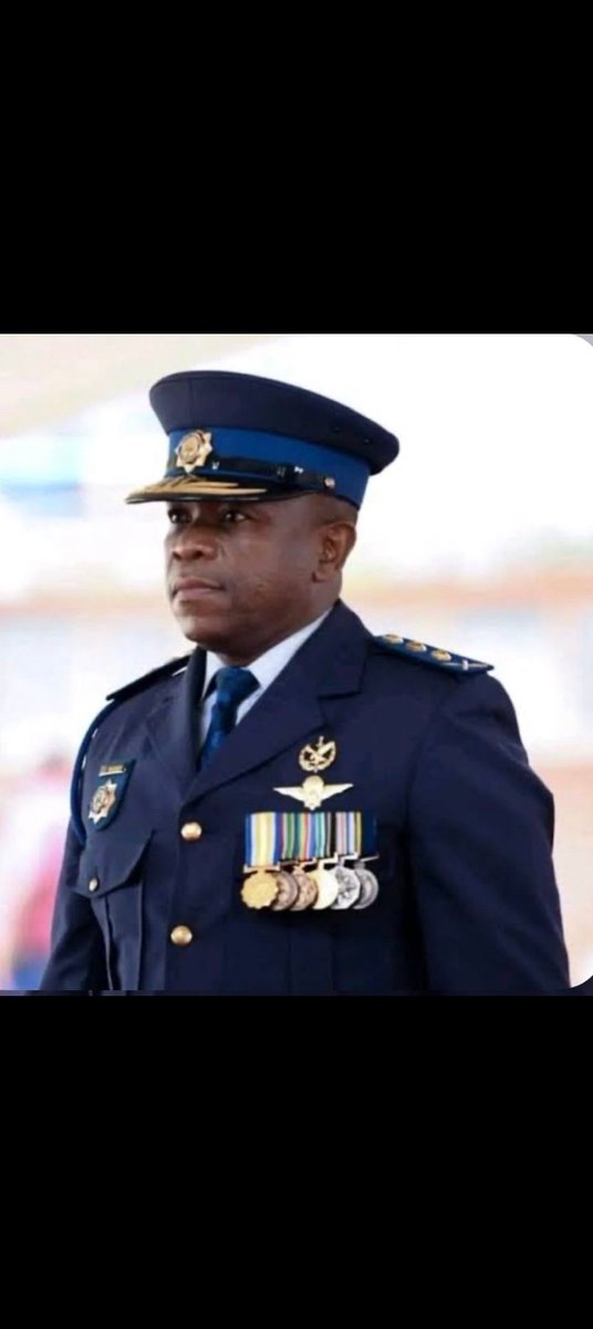 This is the Man we as a country should pray for not Mchunu... Nkwali ye Nkosi 🖤