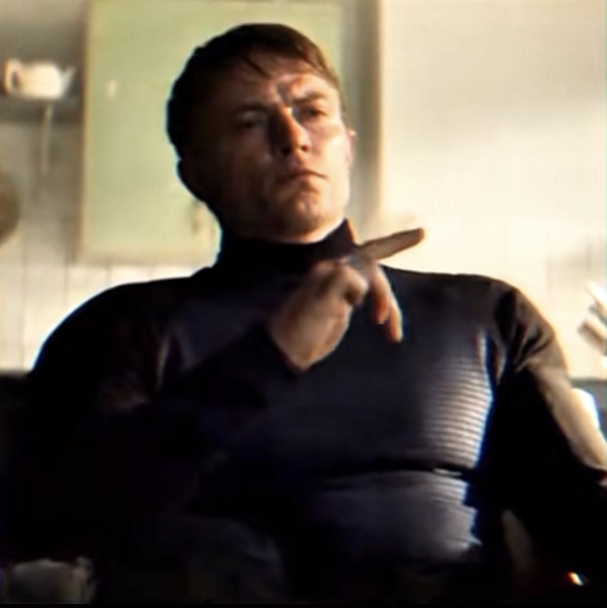 bullseye lover 𖣠 tweet media