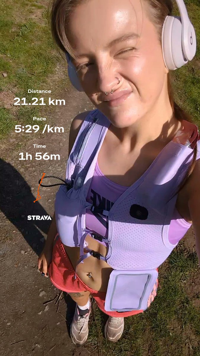 Georgina Hollifield 💚 tweet media