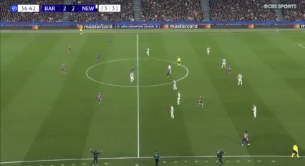 Barća high line meets Newcastle high line 😂

abi na my eyes dey pain me nii 👀