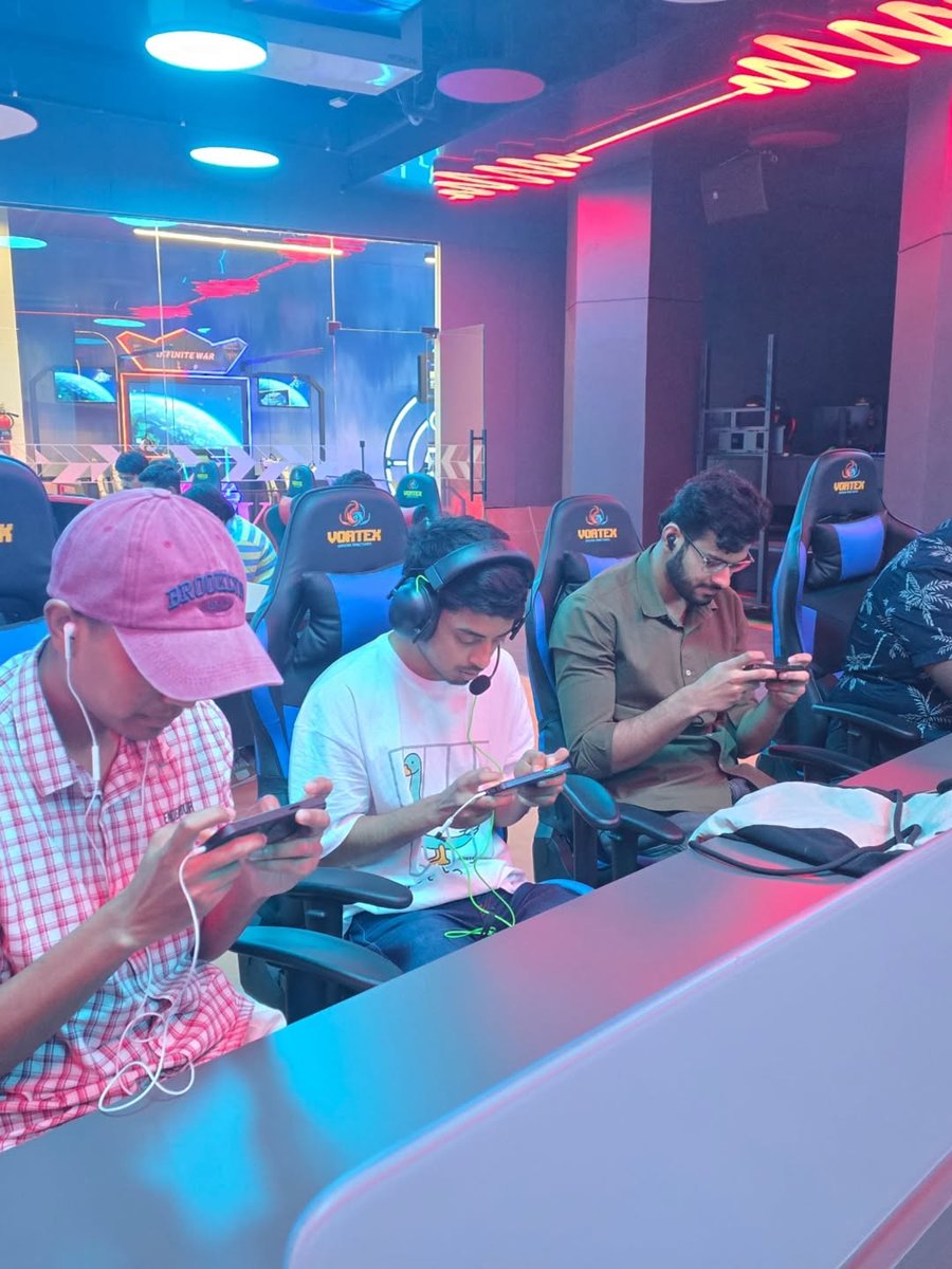 IGCgamin's tweet photo. Snippets from the BGMI and Tekken 8 Qualifiers

Vortex Campus Showdown at the Vortex Gaming Sanctuary

#VortexGamingSancutary #BGMI #tekken8 https://t.co/5QNUgbJdLM
