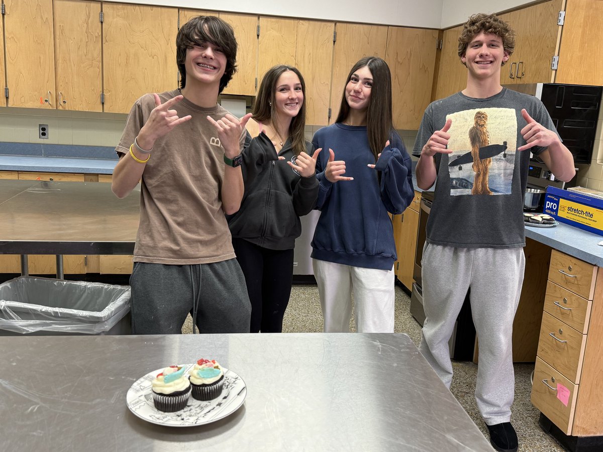 𝕂𝕖𝕞𝕡𝕤𝔸𝕔𝕒𝕕𝕖𝕞𝕪 tweet media