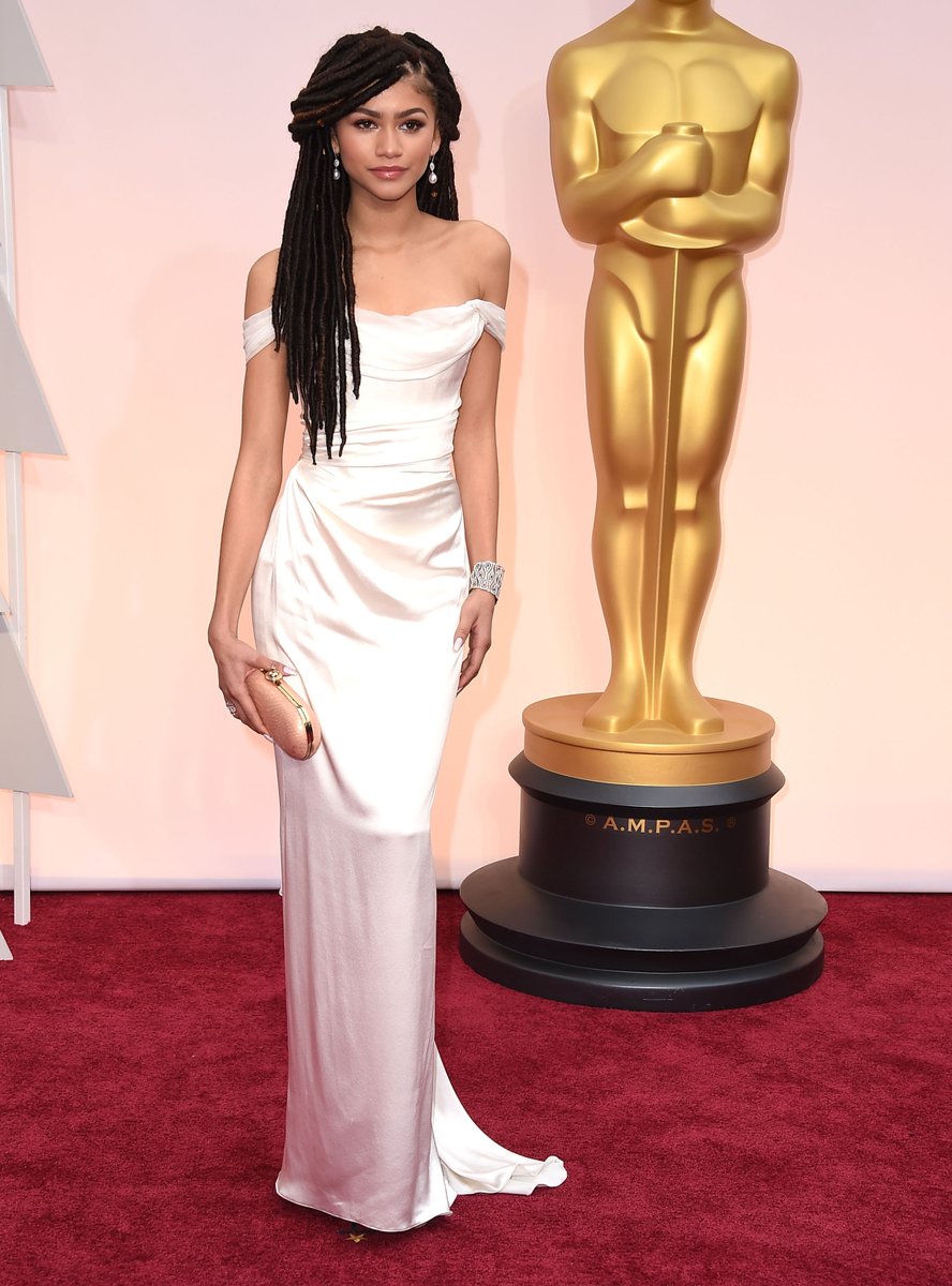 Complex Style tweet media