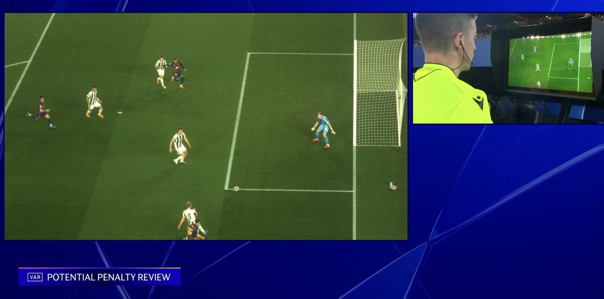 latfash's tweet image. It’s just another soft penalty #BARNEW