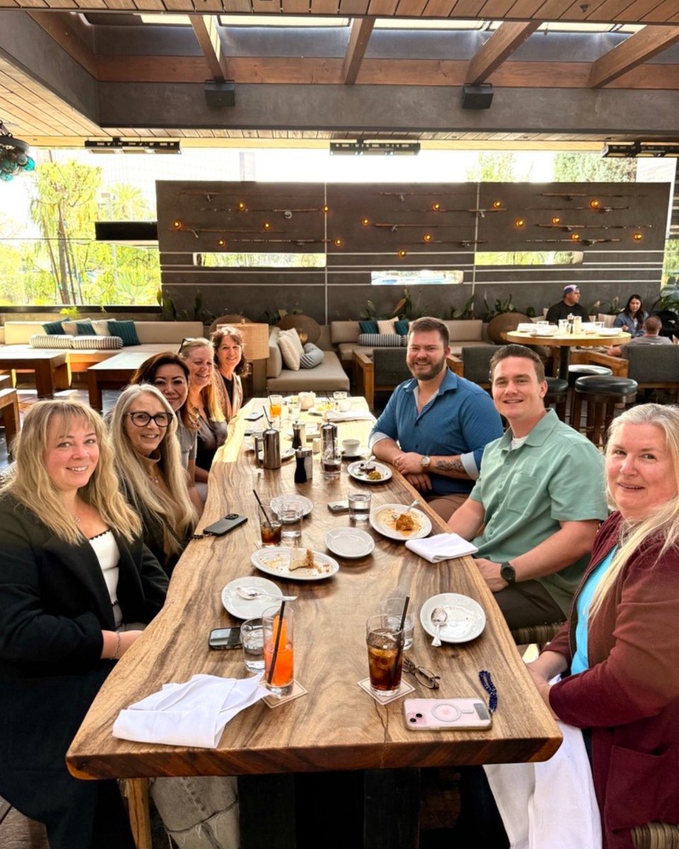 Proforma tweet media