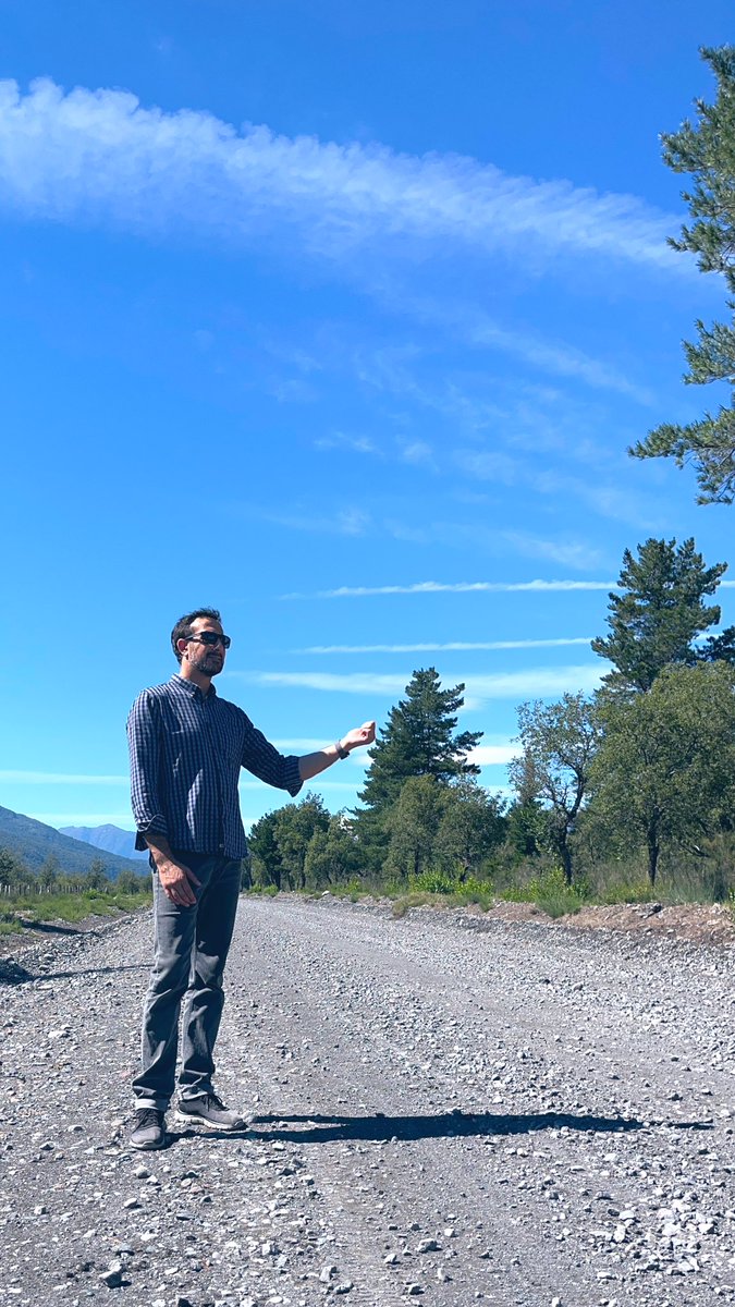 flacocarloscc's tweet image. Andan pocos autos por esta zona… tendré que mostrar la pierna pa que pare alguno 🤣🫣😉
Linda tarde ☀️🎶

#Antuco #Calor #TurismoLaboral