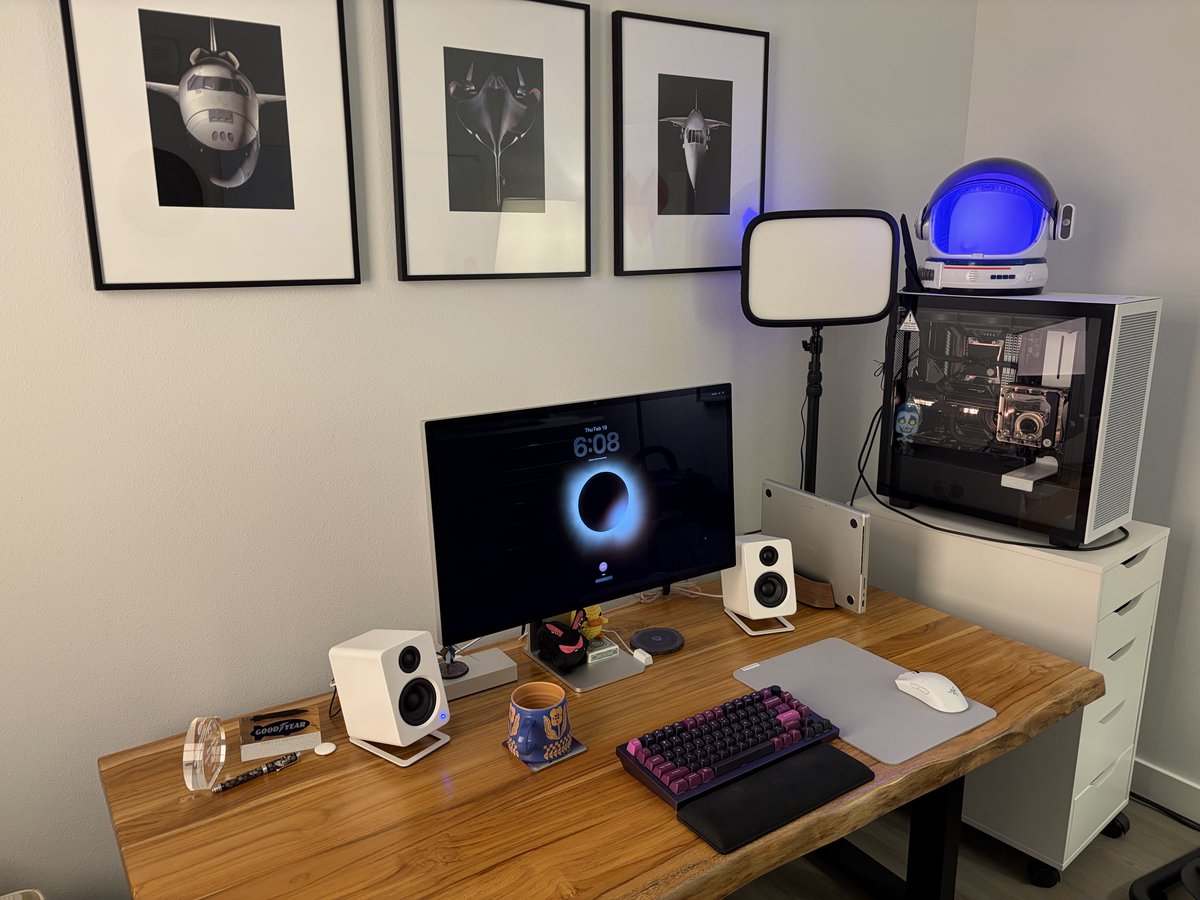 ShrekOverflow tweet media