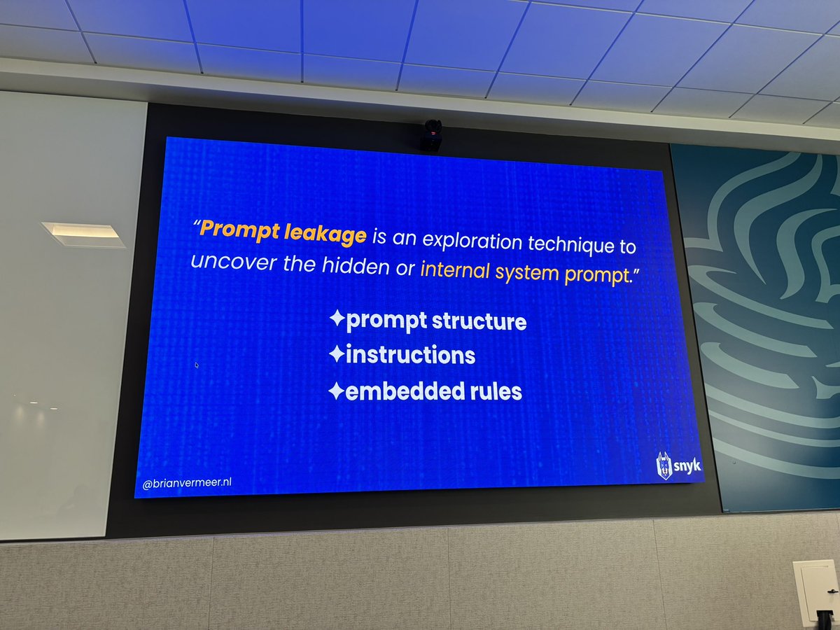 Simon Martinelli tweet media