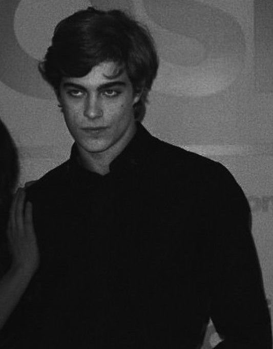 wishfu1l's tweet photo. these pics changed the editing community https://t.co/EsVJoQXAdt