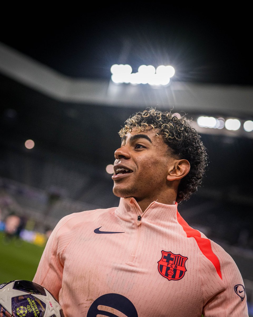 $Celebrity Painter tweet media