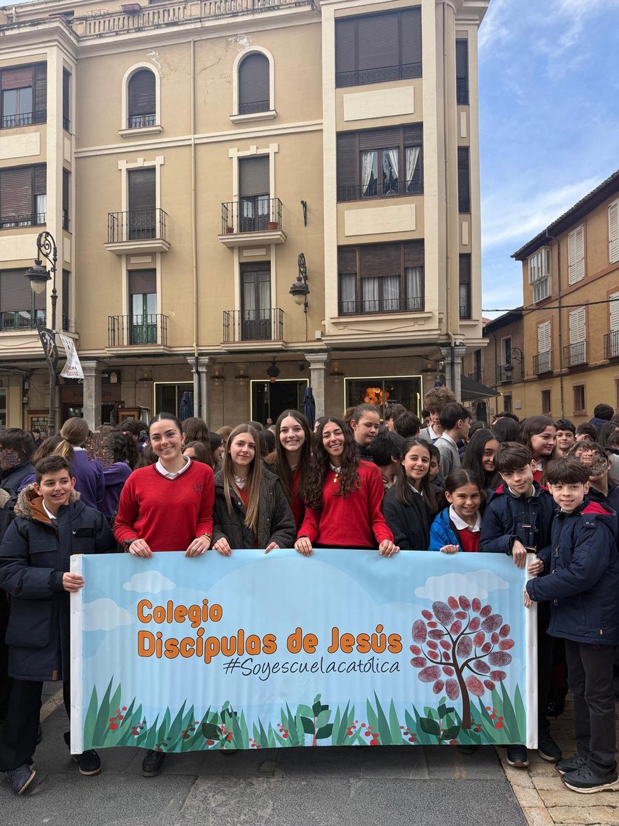 Colegio Discípulas de Jesús tweet media