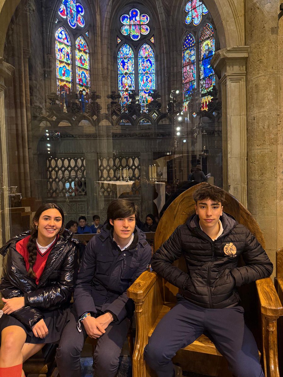 Colegio Discípulas de Jesús tweet media