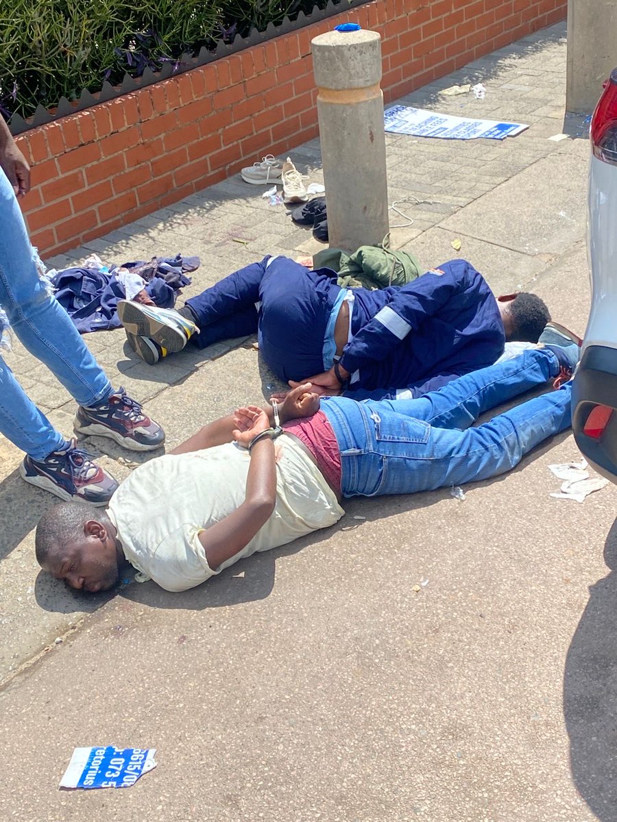 Panyaza Lesufi tweet media