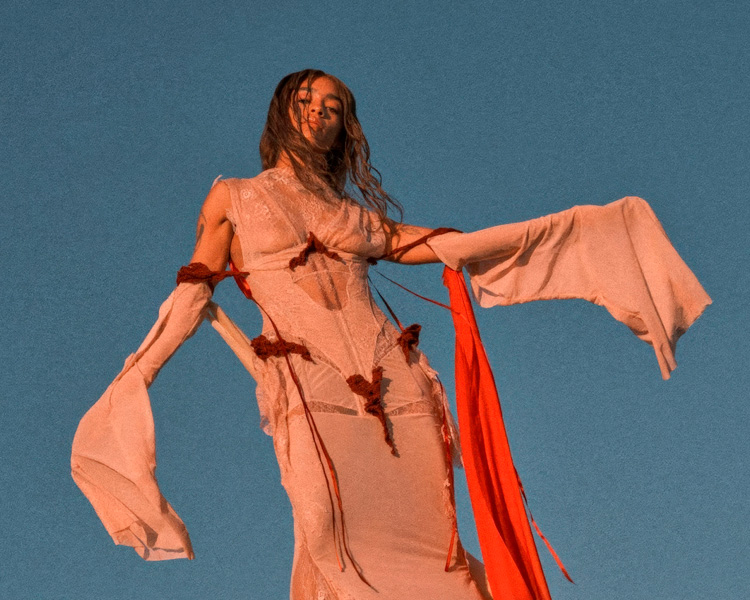 TECO APPLE tweet media