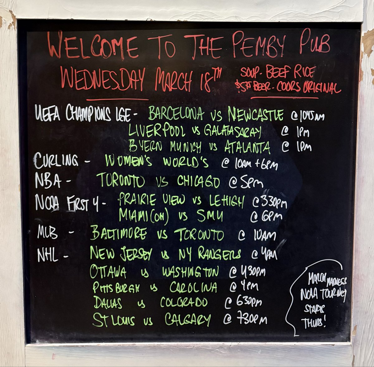 ThePembyPub's tweet image. The Pemby opens for lunch at 11:30am Today’s soup is Beef Rice! Join us for @ChampionsLeague 3 games! Curling Women’s Worlds 10am&amp;amp;6pm @NCAA #first4 at 3:30pm @MLB @NBA @Raptors at 5pm @NHL at 4pm #HappyHour 3-6pm 9-close #pembypub #NorthVan #yourteamplaysatthepemby