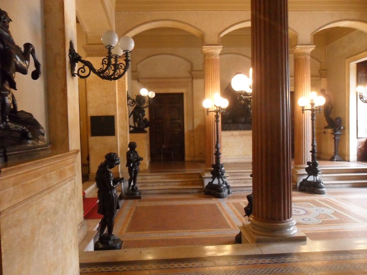 Christiane F tweet media