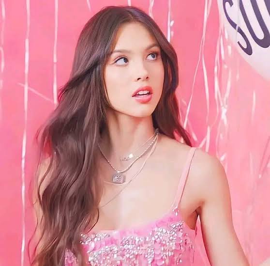 𝕆𝕣𝕒𝕟𝕘𝕖🍊🧡 — KILL IT QUEEN tweet media