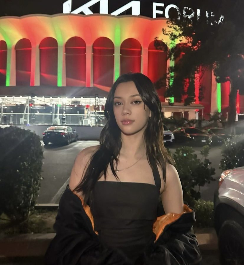 megan files tweet media