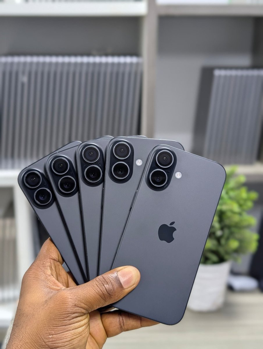 Geekglobaltech's tweet photo. Best Deals🔥
🇺🇸Brand New | No Box 📦
 iPhone 16 128GB Available ! 
NB: Physical SIM | Factory Unlocked✅
• C: 1-10 (Battery Health 100%)
• Mint Condition

Price Now: ₦980,000 Only

To Place Order &amp; Delivery ⤵
DM/Call/Whatsapp +2348132727945

Kindly Repost❤️

#GeekTech https://t.co/ODfqU8Vy6r